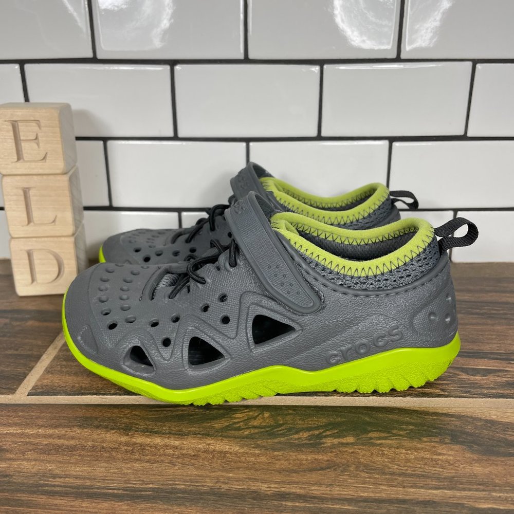 CROCS Swiftwater Play Shoe Little Girl's Size c12 Gray Green Water Sneakers